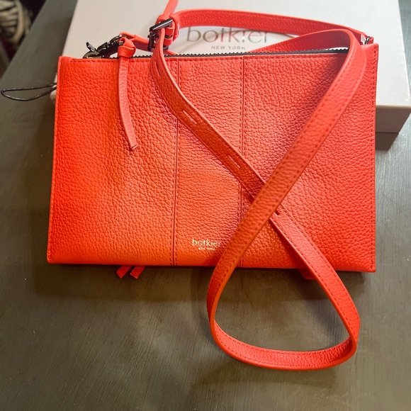 Botkier Red Clutch Sleek Design Vibrant Color - Picture 3 of 4